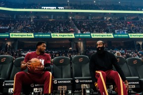 南宫28- 哈登关键节点精彩发挥,c9带队取胜了吗 