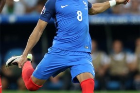 NG28-今晚体能课后；法兰克福绝杀压哨备战欧洲杯；气氛紧张；阵容厚度经受考验的简单介绍