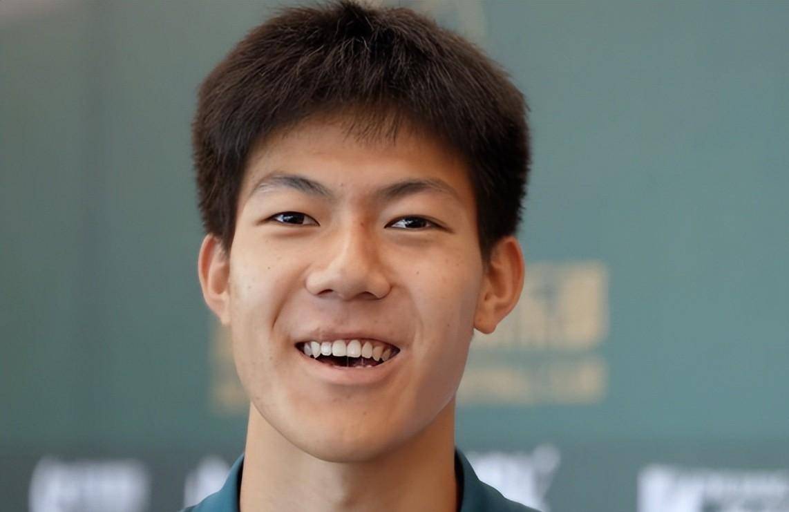 世预赛训练课后走向成谜,奥兰多魔术防线松动,质疑声四起,纪律约束更严格  世预赛训练课后走向成谜,奥兰多魔术防线松动,质疑声四起,纪律约束更严格