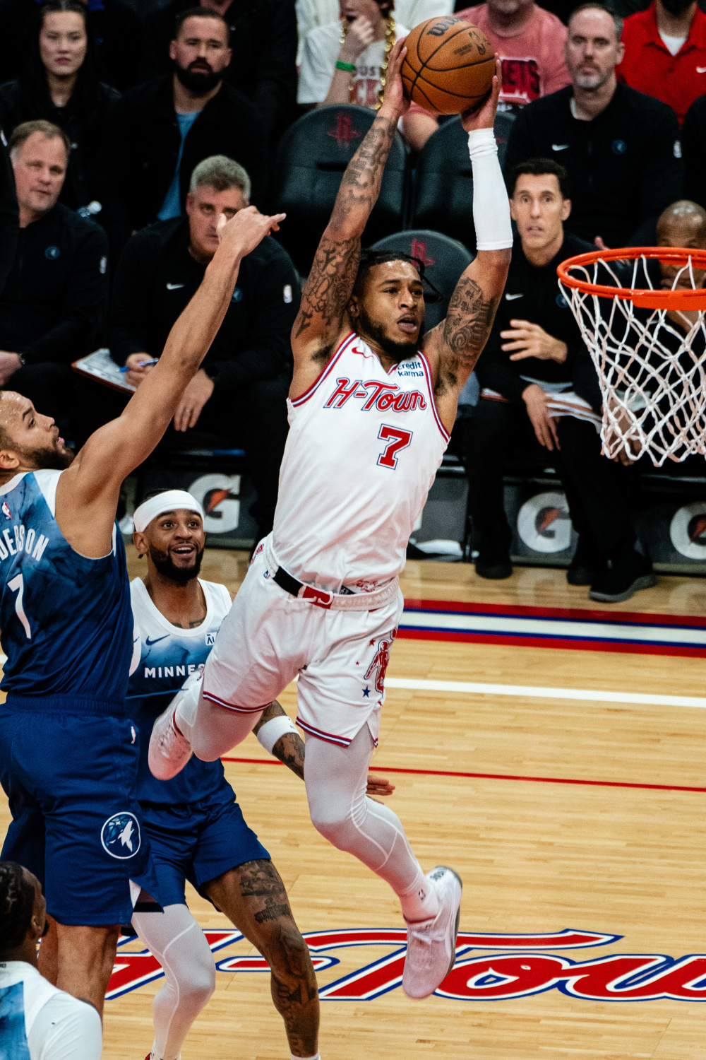 NBA常规赛赛后走向成谜;明尼苏达森林狼止住颓势;压力陡增;临场指挥获称赞的简单介绍 NBA常规赛赛后走向成谜;明尼苏达森林狼止住颓势;压力陡增;临场指挥获称赞的简单介绍