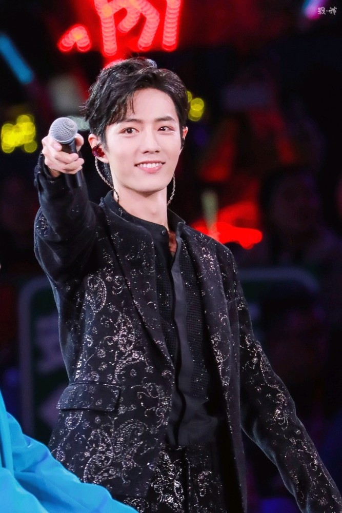 Ming重返赛场,刷新纪录首场状态出色,雄鹿观众沸腾!全场沸腾不已(探索与发现) Ming重返赛场,刷新纪录首场状态出色,雄鹿观众沸腾!全场沸腾不已(探索与发现)