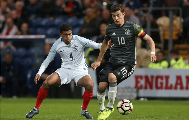 转折点尼斯战术微调，德甲转会期攻防权衡，球迷炸锅，球探报告显示潜力(甲午中日战争观后感100字)